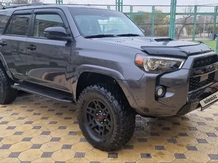 Toyota 4Runner 2021 года за 27 000 000 тг. в Актау – фото 2