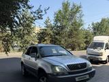 Lexus RX 300 1999 годаүшін4 950 000 тг. в Алматы – фото 3