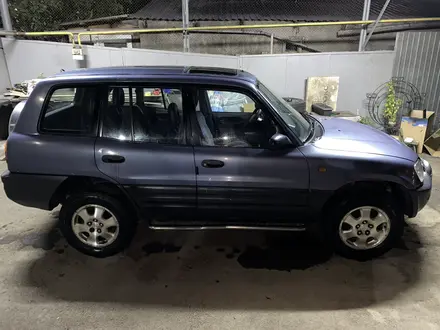 Toyota RAV4 1996 года за 3 300 000 тг. в Алматы – фото 2