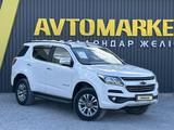 Chevrolet TrailBlazer 2022 года за 13 350 000 тг. в Актобе – фото 2