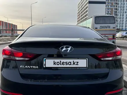 Hyundai Elantra 2018 года за 7 700 000 тг. в Астана – фото 4