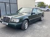 Mercedes-Benz E 200 1993 годаүшін1 600 000 тг. в Ушарал – фото 5