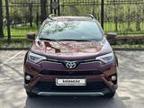 Toyota RAV4 2018 года за 14 500 000 тг. в Алматы – фото 3