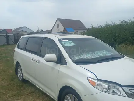 Toyota Sienna 2012 года за 8 200 000 тг. в Уральск – фото 9