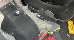 Подкрылки за 32 000 тг. в Астана