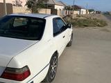 Mercedes-Benz E 200 1992 года за 1 050 000 тг. в Актау – фото 3