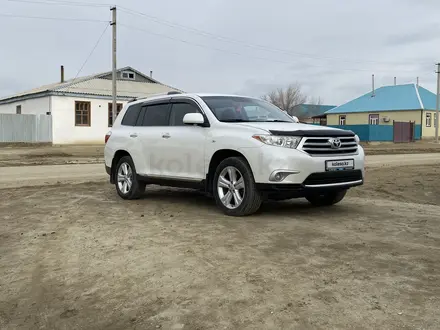 Toyota Highlander 2012 года за 13 000 000 тг. в Кызылорда – фото 2