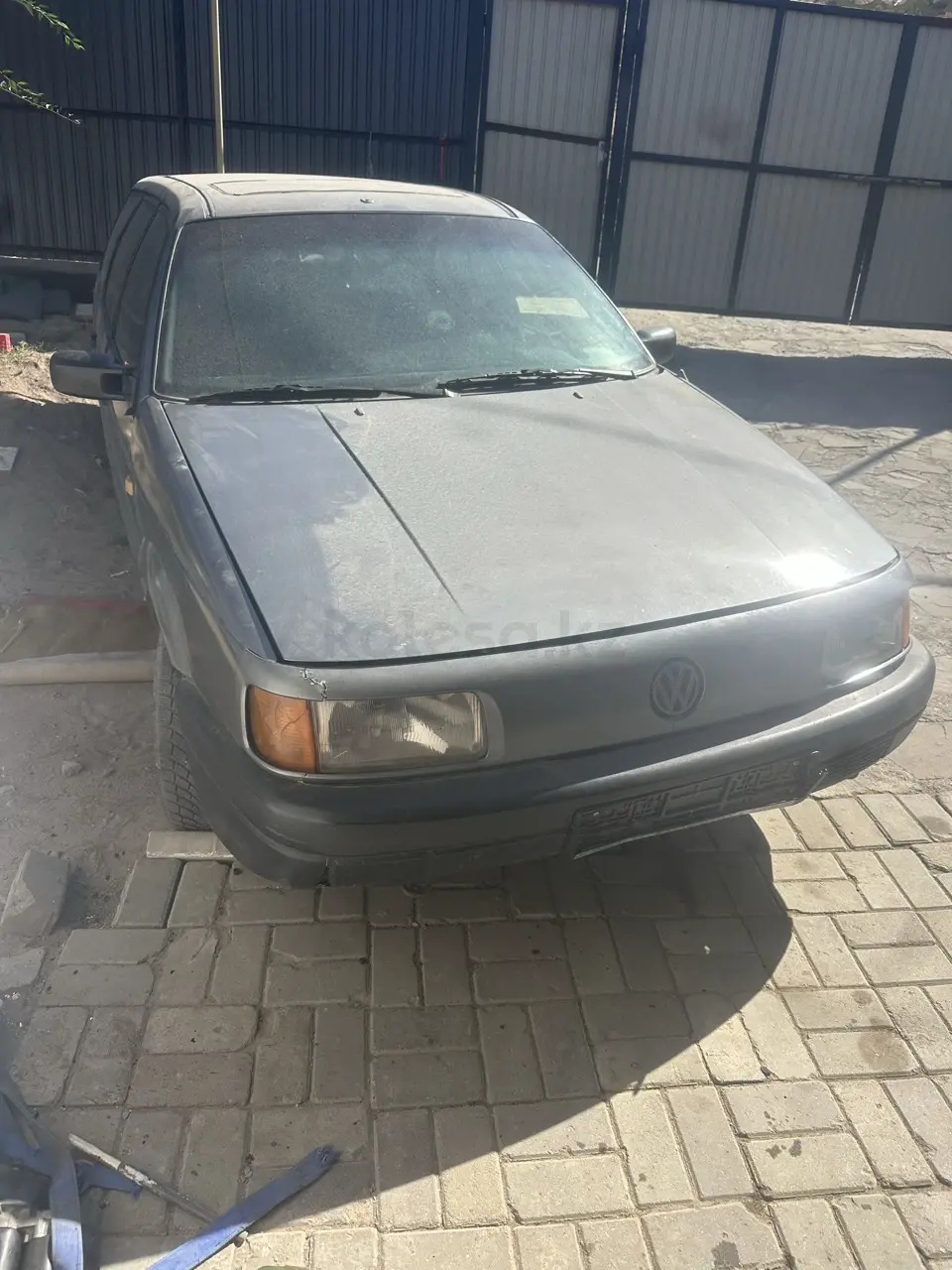 Volkswagen Passat, 1990