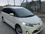 Toyota Estima 2011 года за 6 200 000 тг. в Атырау