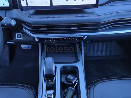 Geely Okavango 2024 года за 9 990 000 тг. в Караганда – фото 16