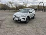 Hyundai Santa Fe 2014 года за 9 900 000 тг. в Караганда