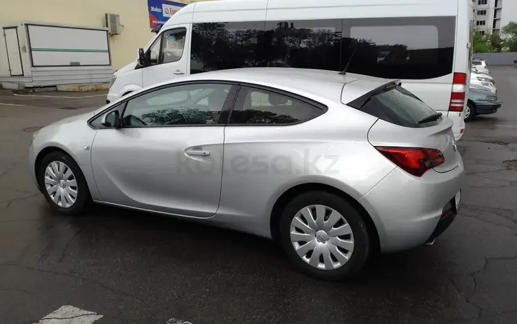 Opel Astra 2013 годаүшін3 700 000 тг. в Алматы