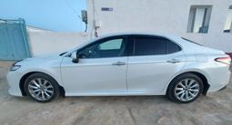 Toyota Camry 2019 года за 12 500 000 тг. в Жанаозен – фото 4