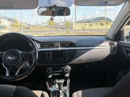 Kia Rio 2018 года за 6 300 000 тг. в Атырау – фото 5