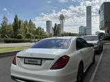 Mercedes-Benz S 500 2013 года за 15 000 000 тг. в Астана – фото 2