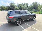 Toyota Highlander 2013 года за 15 000 000 тг. в Уральск – фото 4