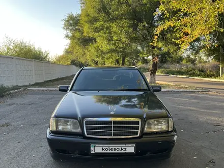 Mercedes-Benz C 280 1994 года за 1 800 000 тг. в Алматы – фото 2