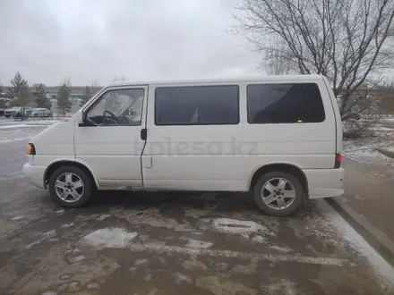 Volkswagen Caravelle 1997 года за 3 500 000 тг. в Астана – фото 15