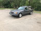 Mercedes-Benz E 220 1994 годаүшін1 500 000 тг. в Алматы – фото 2