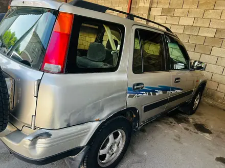 Honda CR-V 1996 года за 1 700 000 тг. в Алматы – фото 2