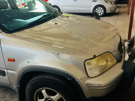 Honda CR-V 1996 года за 1 700 000 тг. в Алматы – фото 4