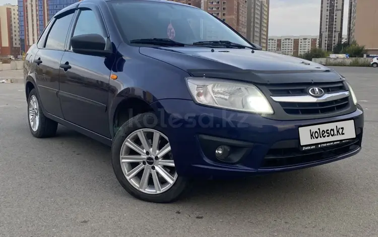 ВАЗ (Lada) Granta 2190 2014 года за 3 200 000 тг. в Астана