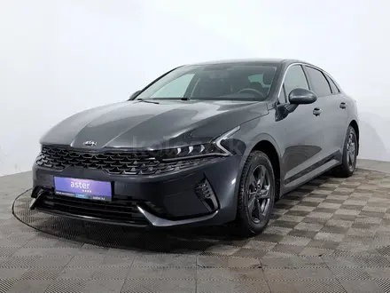 Kia K5 2021 года за 9 330 000 тг. в Астана