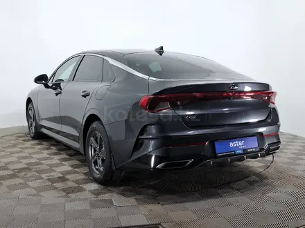 Kia K5 2021 года за 9 330 000 тг. в Астана – фото 7