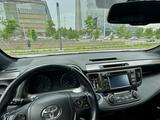 Toyota RAV4 2017 года за 13 600 000 тг. в Алматы – фото 3
