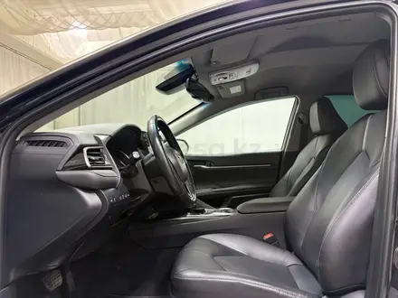 Toyota Camry Prestige 2021 года за 14 500 000 тг. в Алматы – фото 12