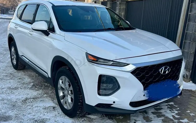 Hyundai Santa Fe 2019 годаfor10 950 000 тг. в Алматы