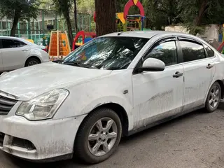 Nissan Almera