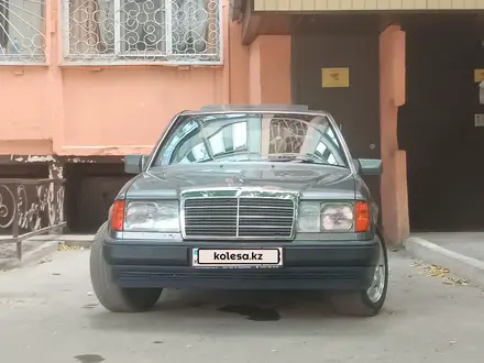 Mercedes-Benz E 230 1991 года за 2 100 000 тг. в Тараз – фото 5