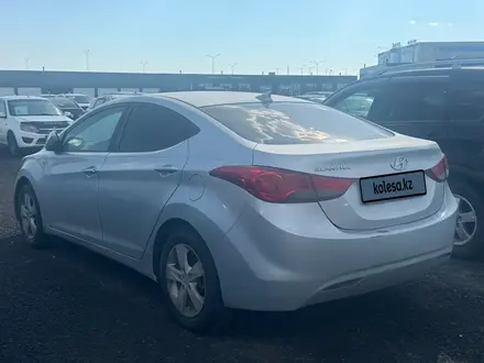 Hyundai Elantra 2013 года за 4 295 000 тг. в Астана – фото 3