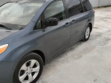 Toyota Sienna 2013 года за 11 000 000 тг. в Актау – фото 3