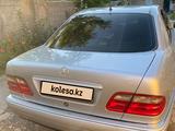 Mercedes-Benz E 280 1998 годаүшін4 000 000 тг. в Шымкент – фото 2