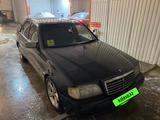 Mercedes-Benz C 180 1994 года за 2 300 000 тг. в Кокшетау – фото 3