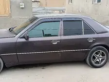 Mercedes-Benz E-Class, 1993