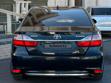Toyota Camry 2016 года за 10 900 000 тг. в Шымкент – фото 4