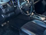 Toyota Camry 2016 годаүшін10 900 000 тг. в Шымкент – фото 5