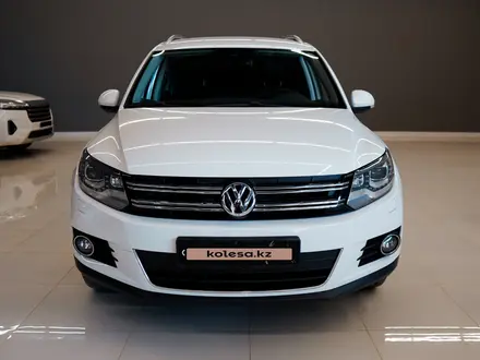 Volkswagen Tiguan 2015 года за 8 600 000 тг. в Тараз