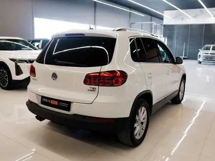 Volkswagen Tiguan 2015 года за 8 600 000 тг. в Тараз – фото 6
