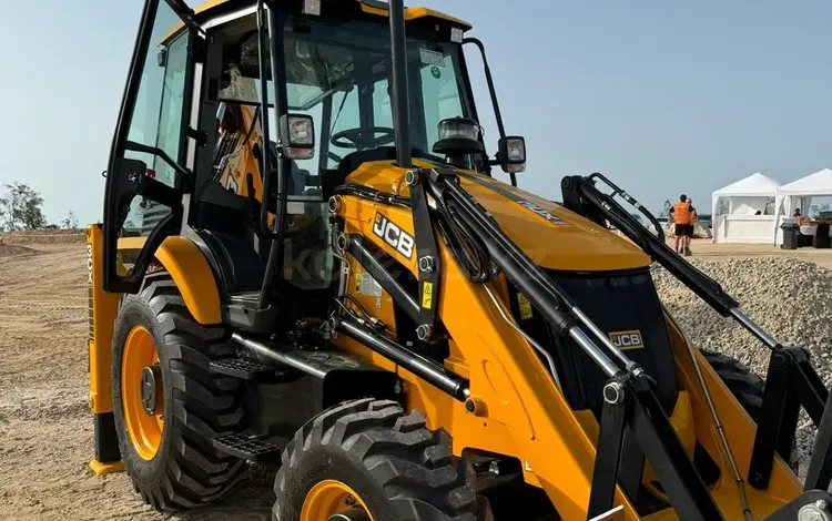 JCB  3CX PLUS/PRO 2026 года за 35 990 000 тг. в Актобе