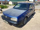 Volkswagen Golf 1994 года за 600 000 тг. в Абай (Келесский р-н) – фото 4