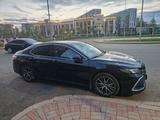 Toyota Camry 2023 годаүшін15 500 000 тг. в Астана – фото 2