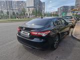 Toyota Camry 2023 годаүшін15 500 000 тг. в Астана – фото 3