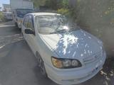 Toyota Ipsum 1997 года за 2 150 000 тг. в Алматы