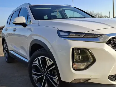 Hyundai Santa Fe 2020 года за 12 800 000 тг. в Уральск