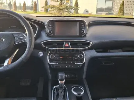 Hyundai Santa Fe 2020 года за 12 800 000 тг. в Уральск – фото 14