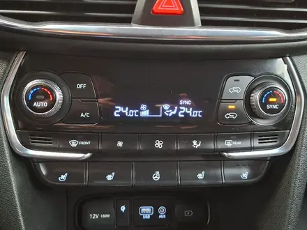 Hyundai Santa Fe 2020 года за 12 800 000 тг. в Уральск – фото 18